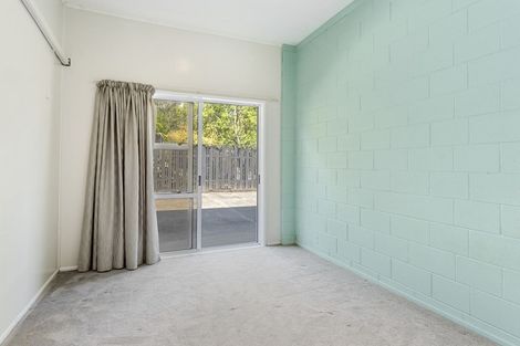 Photo of property in 2/20 Flavia Close, Torbay, Auckland, 0630