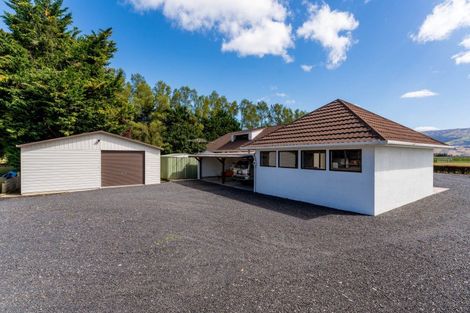 Photo of property in 651 Centre Road, Momona, Outram, 9073