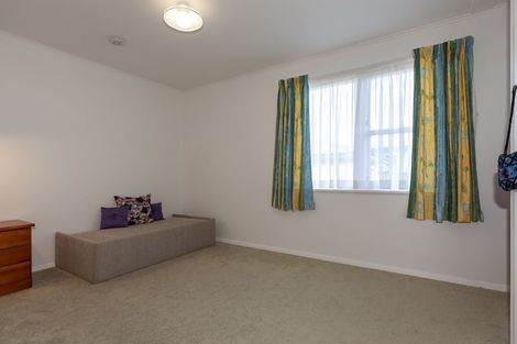 Photo of property in 46 Kaitawa Crescent, Paraparaumu, 5032