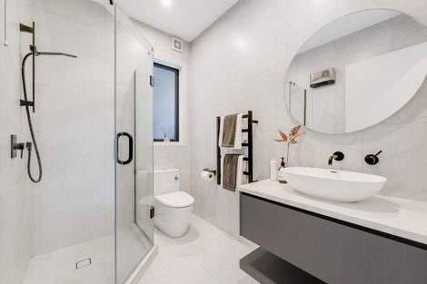 Photo of property in 4 Hapukupuku Avenue, Beachlands, Auckland, 2018