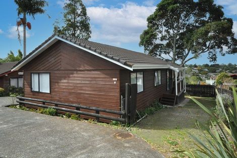 Photo of property in 7/109 Don Buck Road, Massey, Auckland, 0614