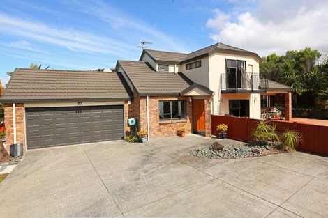 Photo of property in 8 Chardonnay Rise, Henderson, Auckland, 0612