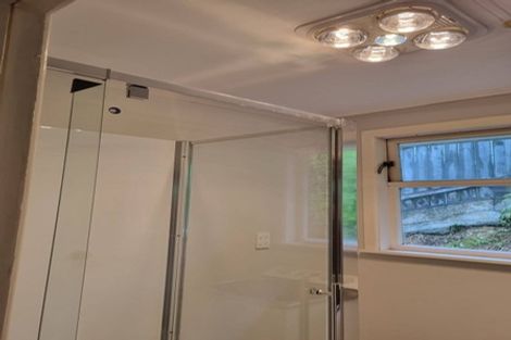 Photo of property in 92 Ironside Road, Johnsonville, Wellington, 6037