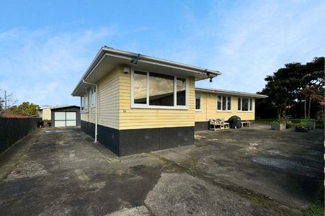 Photo of property in 5a Waipani Road, Te Atatu Peninsula, Auckland, 0610