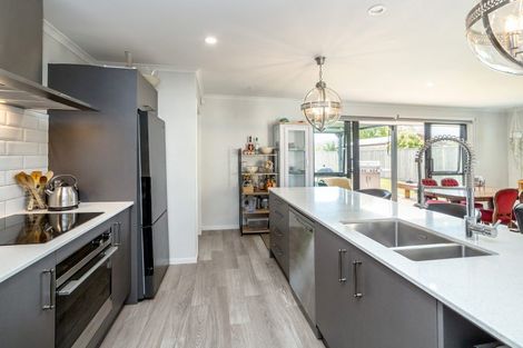 Photo of property in 370 High Street South, Carterton, 5713