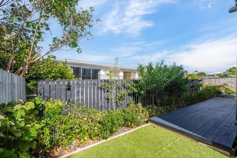 Photo of property in 8 Sunnybrae Road, Hillcrest, Auckland, 0627