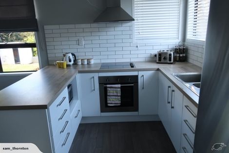 Photo of property in 7 Leaming Place, Clarks Beach, 2122