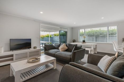 Photo of property in 72 Golden Sands Drive, Papamoa Beach, Papamoa, 3118