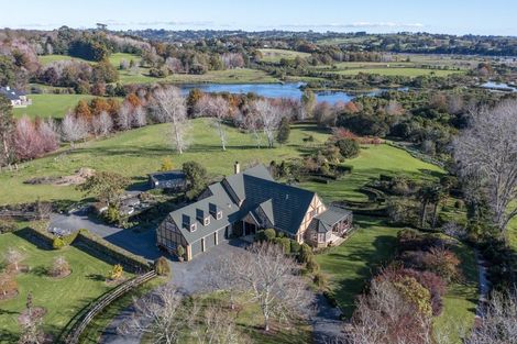 Photo of property in 346 Clifton Road, Whitford, Howick, 2571