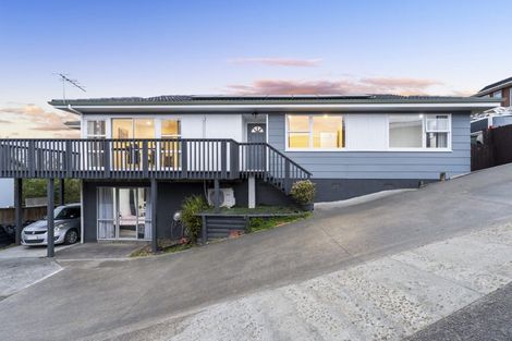 Photo of property in 49 Spence Road, Henderson, Auckland, 0612