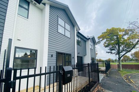 Photo of property in 2/5 Arawa Street, Frankton, Hamilton, 3204