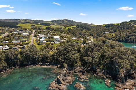 Photo of property in 43 Cumberland Street, Leigh, 0985