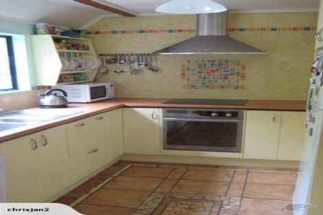 Photo of property in 144 Lonely Track Road, Redvale, Auckland, 0632