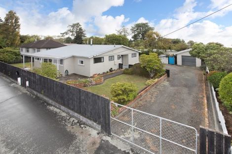 Photo of property in 6 Lower Beaven Street, Marton, 4710