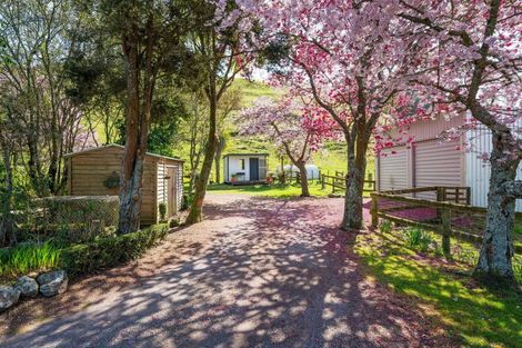 Photo of property in 202 Whangamata Road, Kinloch, Taupo, 3377