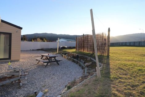 Photo of property in 3 Attfield Close, Clyde, 9330