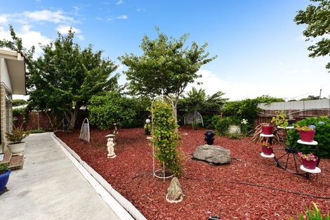 Photo of property in 27 Yvonne Street, Melville, Hamilton, 3206