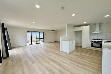 Photo of property in 47 Flat Bush Road, Clover Park, Auckland, 2023