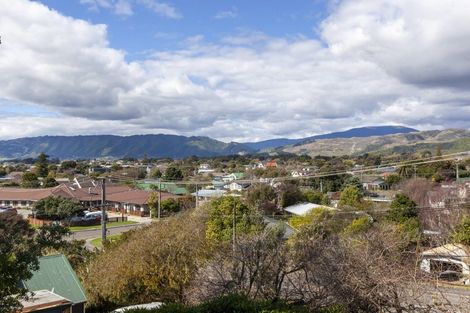 Photo of property in 23 Percival Road, Paraparaumu Beach, Paraparaumu, 5032