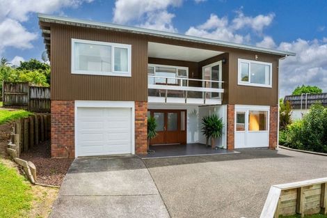 Photo of property in 10 Woodcote Drive, Glenfield, Auckland, 0629