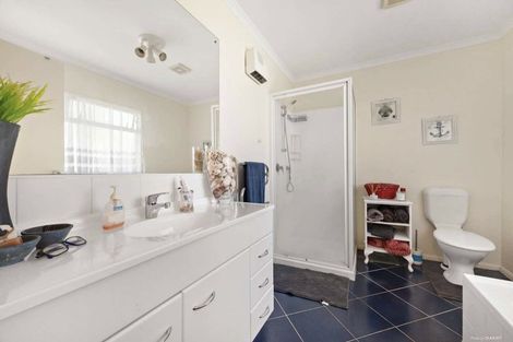 Photo of property in 10/148 Brightside Road, Stanmore Bay, Whangaparaoa, 0932