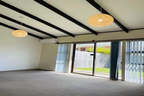 Photo of property in 3/30 Islington Avenue, New Lynn, Auckland, 0600