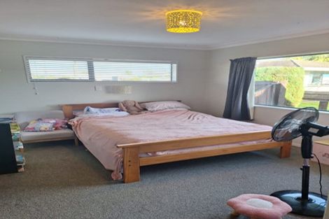 Photo of property in 12 Pemberton Crescent, Greerton, Tauranga, 3112