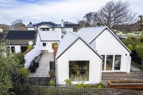 Photo of property in 16b Makora Street, Fendalton, Christchurch, 8041