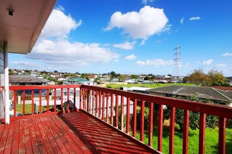 Photo of property in 27 Zelda Avenue, Clover Park, Auckland, 2023