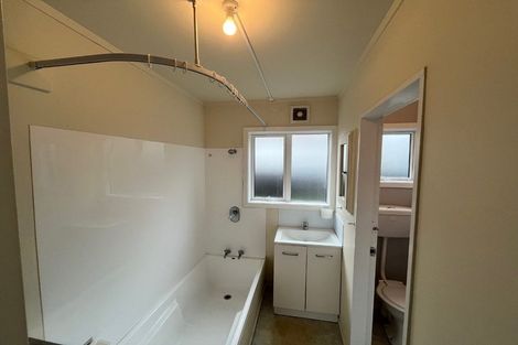 Photo of property in 2/54 Awamutu Grove, Waiwhetu, Lower Hutt, 5010