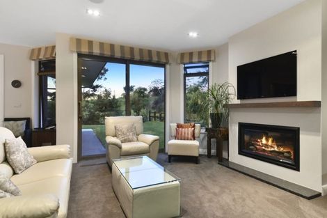 Photo of property in 100 Hobson Road, Lucas Heights, Auckland, 0632