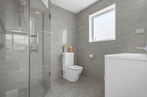 Photo of property in 3 Cloghfin Place, Flat Bush, Auckland, 2019