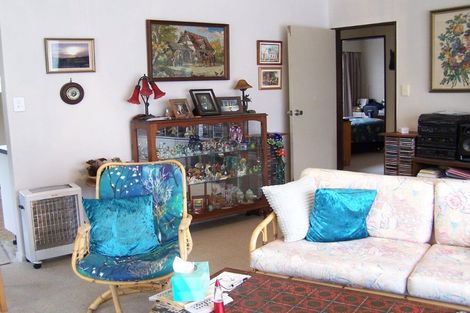 Photo of property in 12 Brandon Street, Otaki, 5512