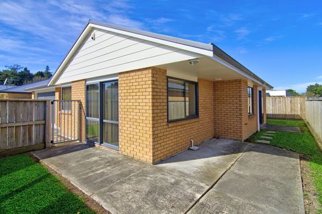 Photo of property in 85a Oxford Street, Tawa, Wellington, 5028