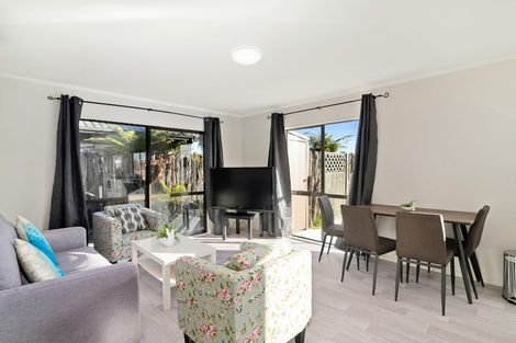 Photo of property in 6/1383 Hinemoa Street, Rotorua, 3010