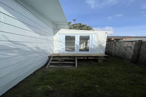 Photo of property in 2/85 Lake Road, Belmont, Auckland, 0622