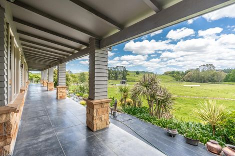 Photo of property in 220 Howden Road, Temple View, Hamilton, 3289