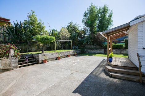 Photo of property in 36 Waverley Street, Waipawa, 4210