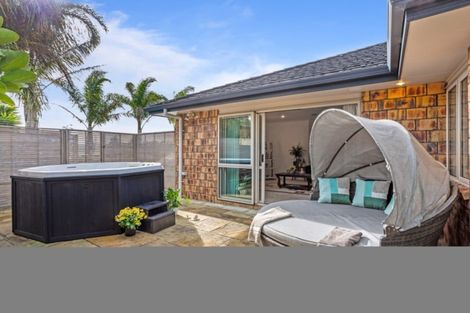 Photo of property in 81 Greenhithe Road, Greenhithe, Auckland, 0632