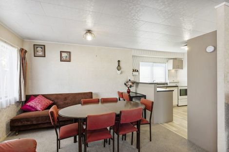 Photo of property in 1/13 Kirton Crescent, Manurewa, Auckland, 2102