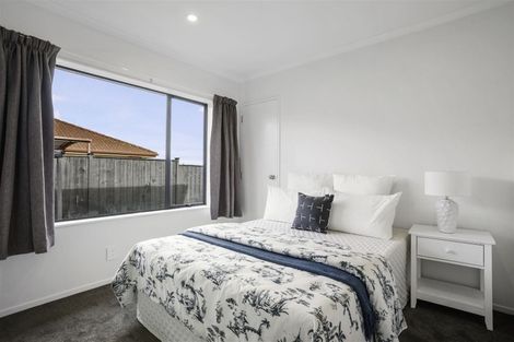 Photo of property in 34 Sandwick Drive, Weymouth, Auckland, 2103