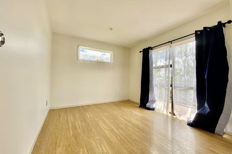 Photo of property in 1/97 View Road, Henderson, Auckland, 0612