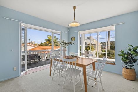 Photo of property in 111 Deep Creek Road, Torbay, Auckland, 0630