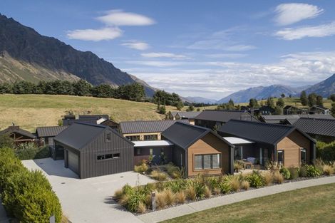 Photo of property in 11 Jacks Point Rise, Jacks Point, Queenstown, 9371