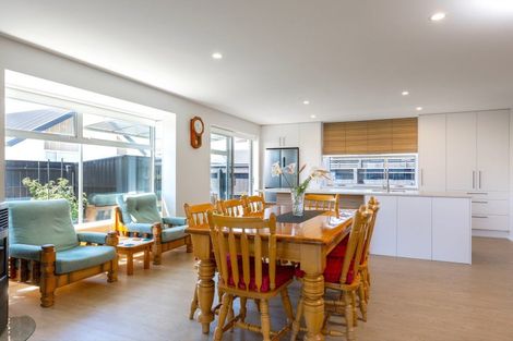 Photo of property in 22 Rose Manor Drive, Springlands, Blenheim, 7201