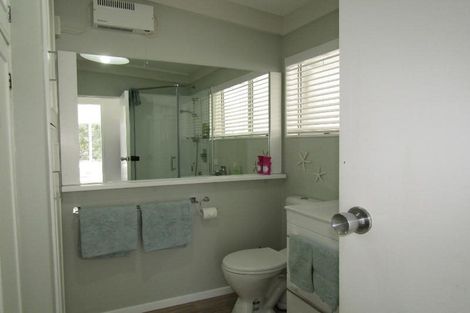 Photo of property in 2/22 Alberta Street, Acacia Bay, Taupo, 3330