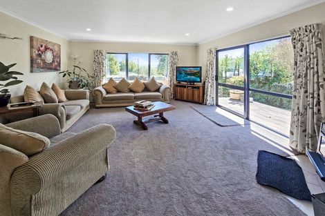 Photo of property in 668 Swamp Road, Puketapu, Napier, 4183