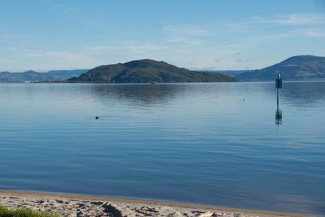 Photo of property in 11 Waana Street, Mourea, Rotorua, 3074