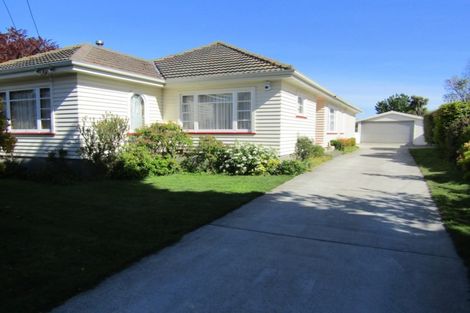 Photo of property in 245 Weston Road, Mairehau, Christchurch, 8052