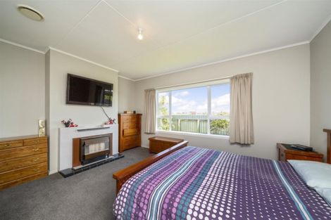 Photo of property in 19 Arthur Street, Hawera, 4674
